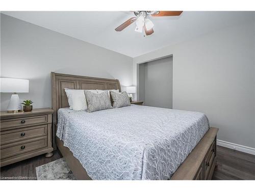 Upper Unit-171 Kinzie Avenue, Kitchener, ON - Indoor Photo Showing Bedroom