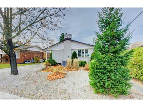 52 Brentwood Drive, Guelph, ON - Outdoor