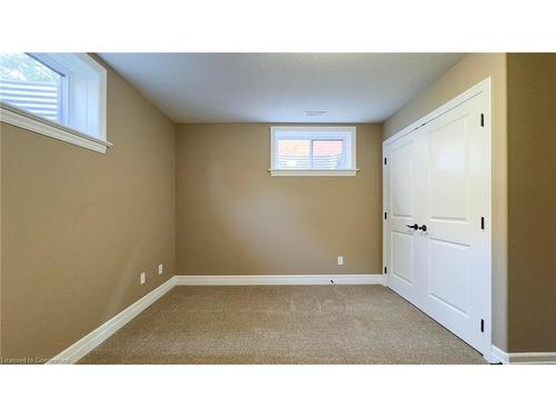 15 Gerber Meadows Drive, Wellesley, ON - Indoor Photo Showing Other Room