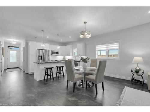 60-375 Mitchell Rd S Road S, Listowel, ON - Indoor Photo Showing Dining Room