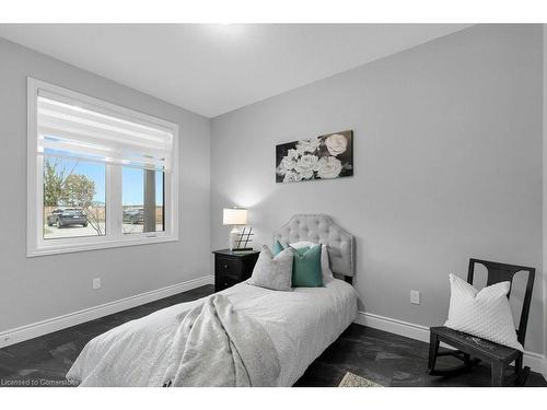 60-375 Mitchell Rd S Road S, Listowel, ON - Indoor Photo Showing Bedroom