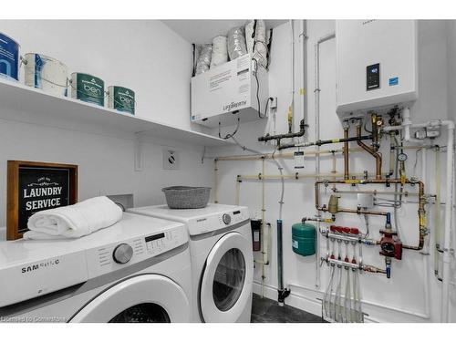 60-375 Mitchell Rd S Road S, Listowel, ON - Indoor Photo Showing Laundry Room