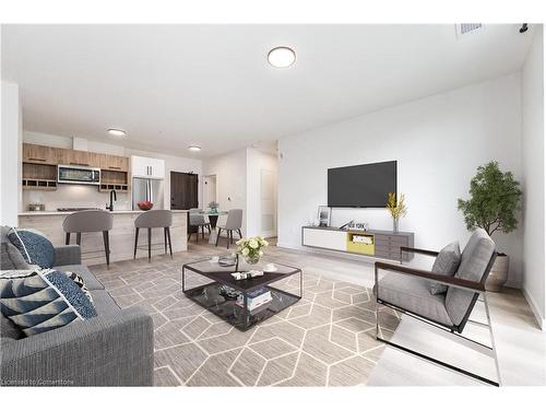 101-24 Union Street E, Waterloo, ON - Indoor Photo Showing Living Room