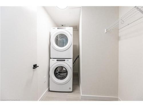 101-24 Union Street E, Waterloo, ON - Indoor Photo Showing Laundry Room