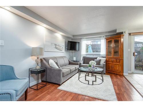 43 Cotton Grass Street, Kitchener, ON - Indoor Photo Showing Living Room