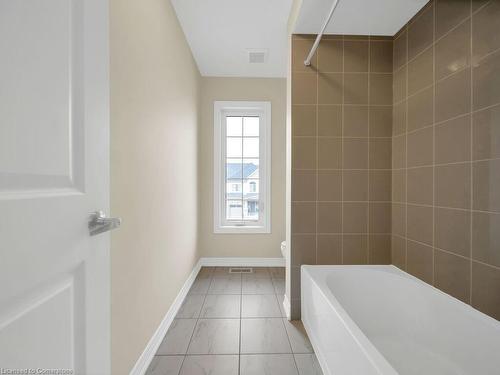 126 Broadacre Drive, Kitchener, ON - Indoor Photo Showing Bathroom