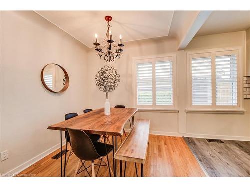 114 Rife Avenue, Cambridge, ON - Indoor Photo Showing Dining Room