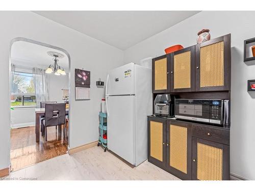 688 Ninth Avenue, Hamilton, ON - Indoor Photo Showing Other Room