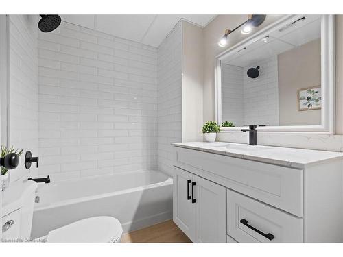 514 Mortimer Drive, Cambridge, ON - Indoor Photo Showing Bathroom