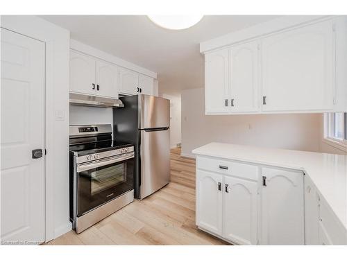 53 Oak Street, Cambridge, ON - Indoor Photo Showing Kitchen With Stainless Steel Kitchen