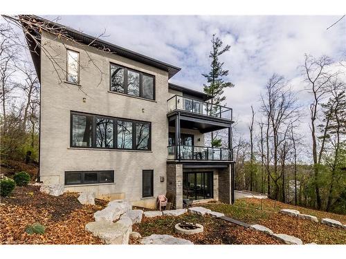 111 Grand Ridge Drive, Cambridge, ON - Outdoor