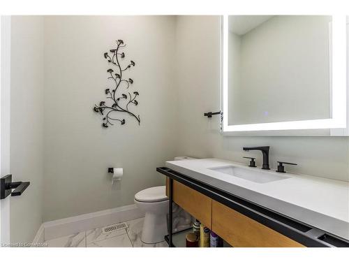 111 Grand Ridge Drive, Cambridge, ON - Indoor Photo Showing Bathroom