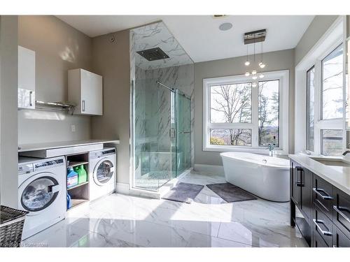 111 Grand Ridge Drive, Cambridge, ON - Indoor Photo Showing Laundry Room