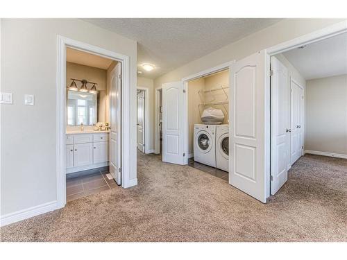 414 Wild Calla Street, Waterloo, ON - Indoor Photo Showing Laundry Room