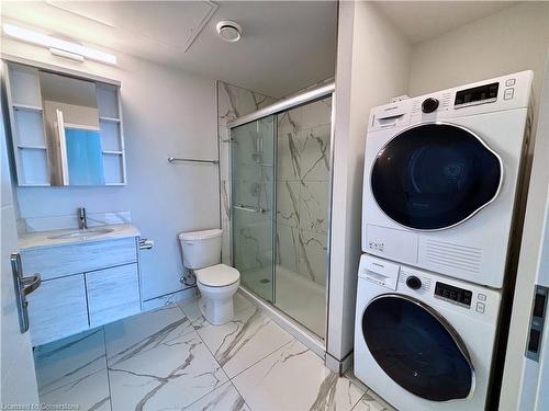 907-60 Frederick Street, Kitchener, ON - Indoor Photo Showing Laundry Room