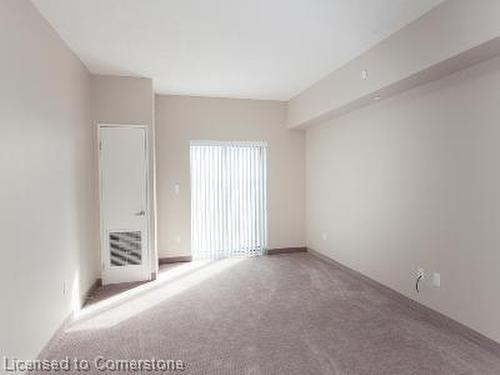 515-239 Auburn Drive, Waterloo, ON - Indoor Photo Showing Kitchen