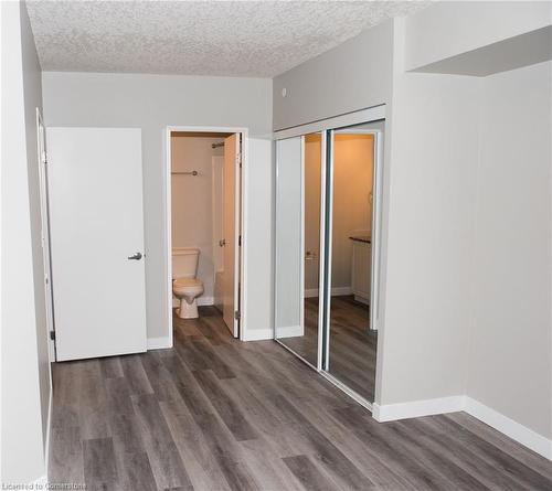 515-239 Auburn Drive, Waterloo, ON - Indoor Photo Showing Other Room