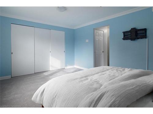 22 Fairmount Road, Kitchener, ON - Indoor Photo Showing Bedroom