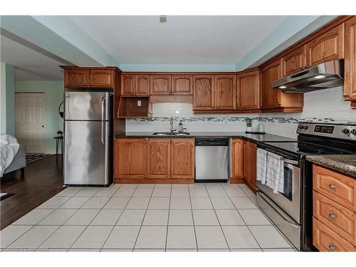 302-1522 King Street E, Kitchener, ON - Indoor Photo Showing Kitchen With Stainless Steel Kitchen