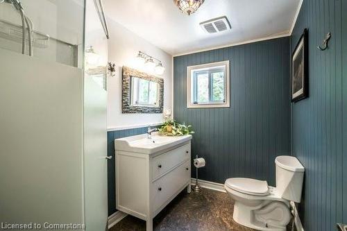 707 Conservation Drive, Waterloo, ON - Indoor Photo Showing Bathroom