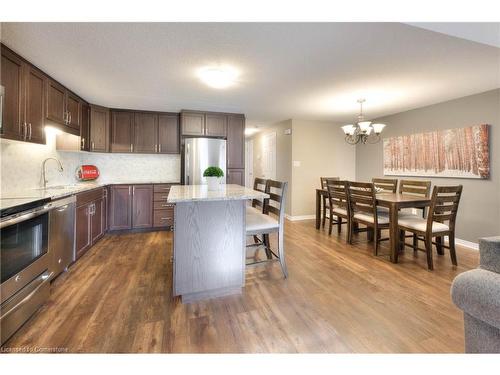 H-29 Sienna Street, Kitchener, ON - Indoor Photo Showing Kitchen With Upgraded Kitchen