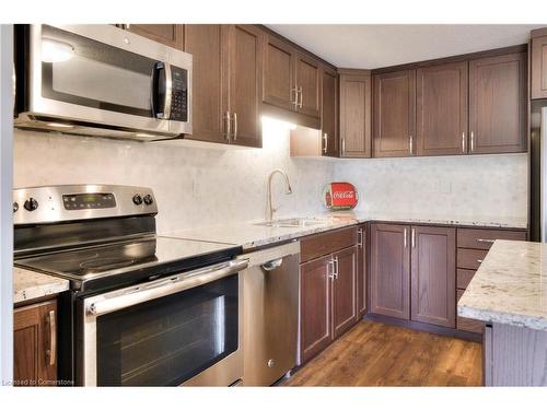 H-29 Sienna Street, Kitchener, ON - Indoor Photo Showing Kitchen