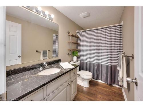 H-29 Sienna Street, Kitchener, ON - Indoor Photo Showing Bathroom