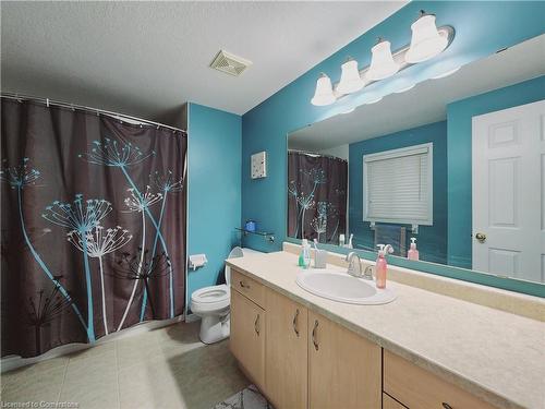 347 Oprington Place, Kitchener, ON - Indoor Photo Showing Bathroom