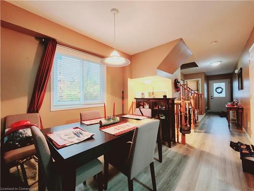 347 Oprington Place, Kitchener, ON - Indoor Photo Showing Dining Room