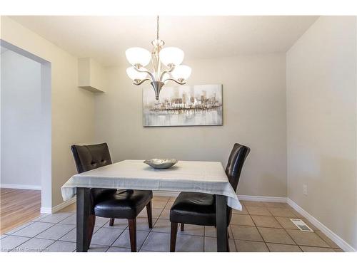 310 Dearborn Boulevard, Waterloo, ON - Indoor Photo Showing Dining Room