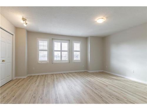 310 Dearborn Boulevard, Waterloo, ON - Indoor Photo Showing Other Room