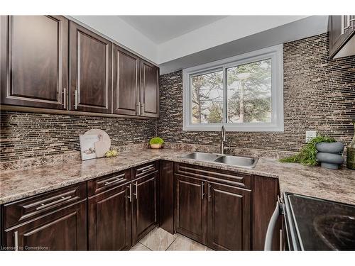 12-46 Cedarwoods Crescent, Kitchener, ON - Indoor Photo Showing Kitchen With Double Sink