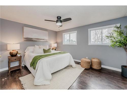 12-46 Cedarwoods Crescent, Kitchener, ON - Indoor Photo Showing Bedroom