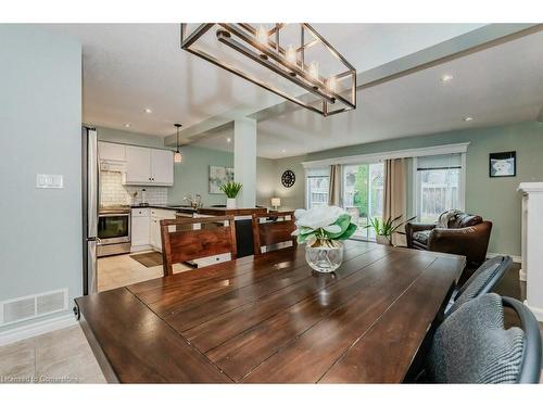 23 Upper Mercer Street, Kitchener, ON - Indoor Photo Showing Dining Room