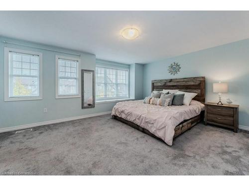 23 Upper Mercer Street, Kitchener, ON - Indoor Photo Showing Bedroom