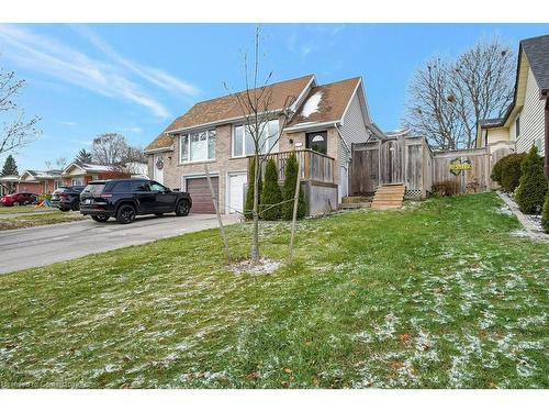 27 Nickolas Crescent, Cambridge, ON - Outdoor