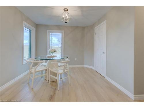 55-107 Westra  Dr, Guelph, ON - Indoor Photo Showing Dining Room