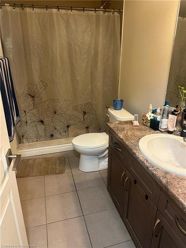 195 St Leger Drive, Kitchener, ON - Indoor Photo Showing Bathroom