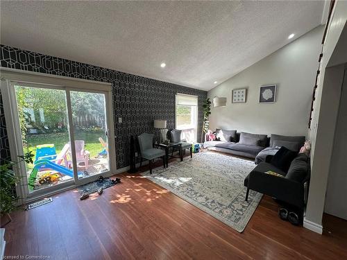 533B Rosemeadow Crescent, Waterloo, ON - Indoor