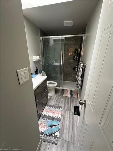 533B Rosemeadow Crescent, Waterloo, ON - Indoor Photo Showing Bathroom