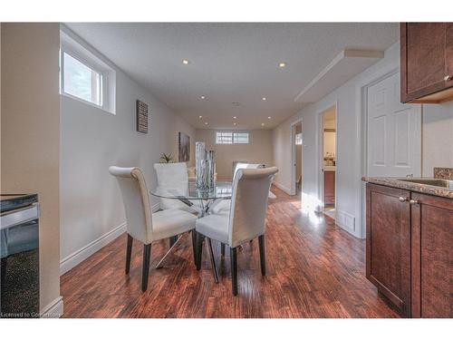 110 Uxbridge Crescent, Kitchener, ON - Indoor Photo Showing Dining Room