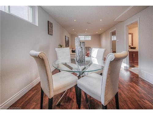 110 Uxbridge Crescent, Kitchener, ON - Indoor Photo Showing Dining Room