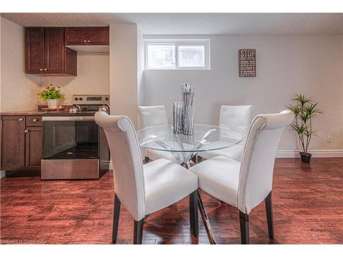 110 Uxbridge Crescent, Kitchener, ON - Indoor Photo Showing Dining Room