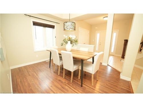 190 Ferris Drive, Wellesley, ON - Indoor Photo Showing Dining Room