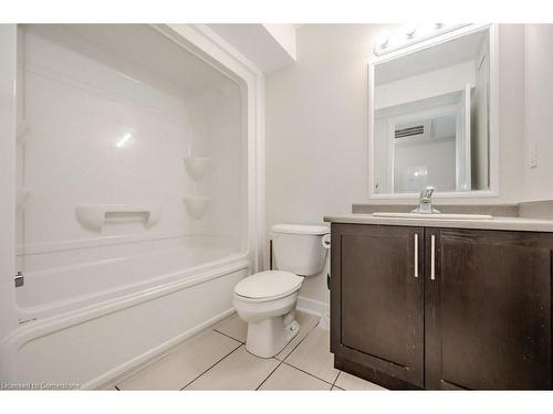 6C-185 Windale Crescent, Kitchener, ON - Indoor Photo Showing Bathroom