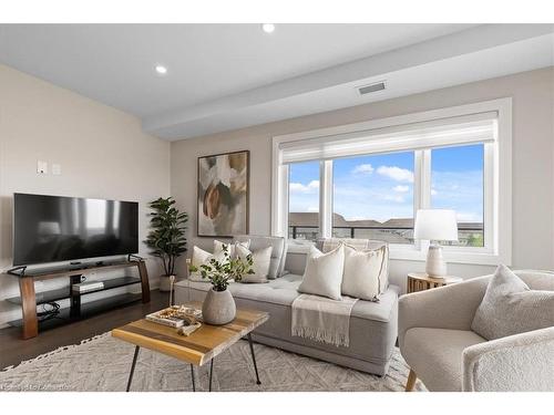 302-245 Grey Silo Road, Waterloo, ON - Indoor Photo Showing Living Room