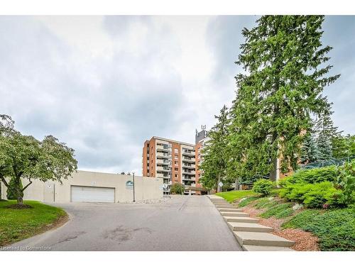 808-260 Sheldon Avenue, Kitchener, ON - Outdoor With Facade