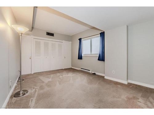 808-260 Sheldon Avenue, Kitchener, ON - Indoor Photo Showing Other Room