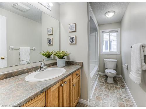 43 Dahlia Street, Kitchener, ON - Indoor Photo Showing Bathroom