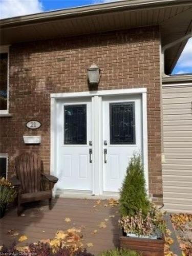 21 Nora Court, Cambridge, ON - Outdoor With Exterior